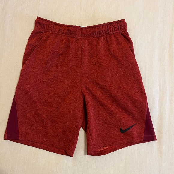 Men’s small Nike shorts/pants - Picture 3 of 3